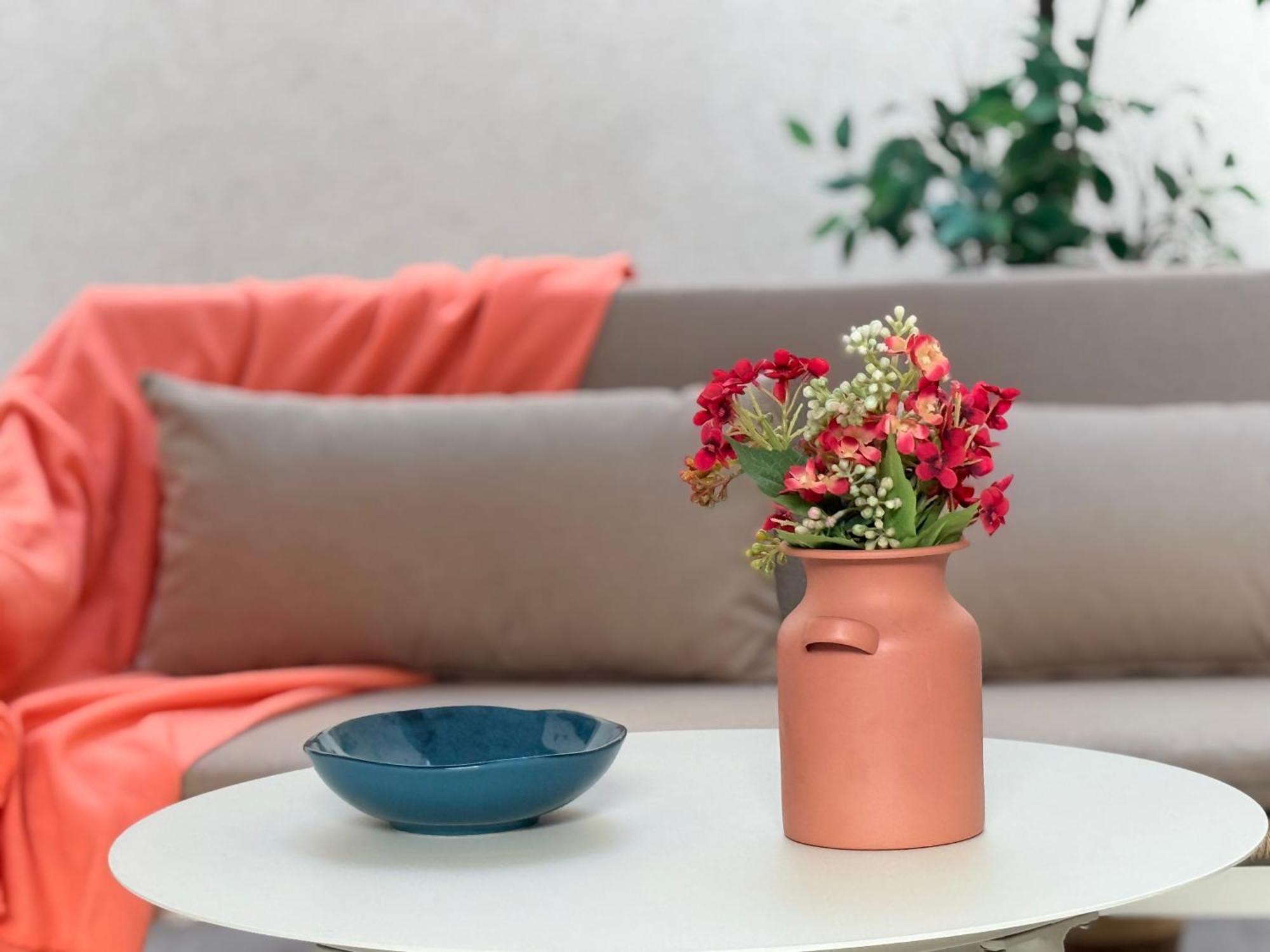 Cosy Patio Sunny 2br - New Building - Near Oasis Train Station Apartamento Casa Blanca